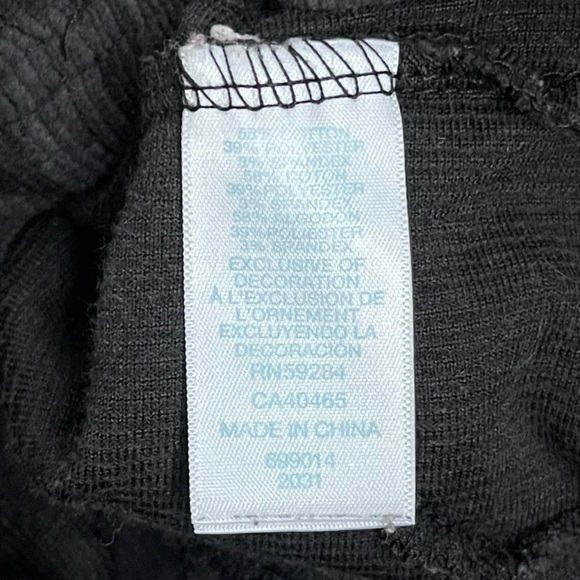 Bundle of 2 | Gymboree + Children’s Place | “Bee Happy” Onesie with Velour Pants - Picture 9 of 9